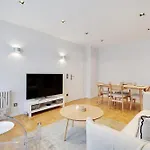 Beautiful Apartment L016